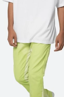 B501 Flare Denim - Green 16 B501 Flare Denim - Green -clothing B501 Flare Denim Green 7