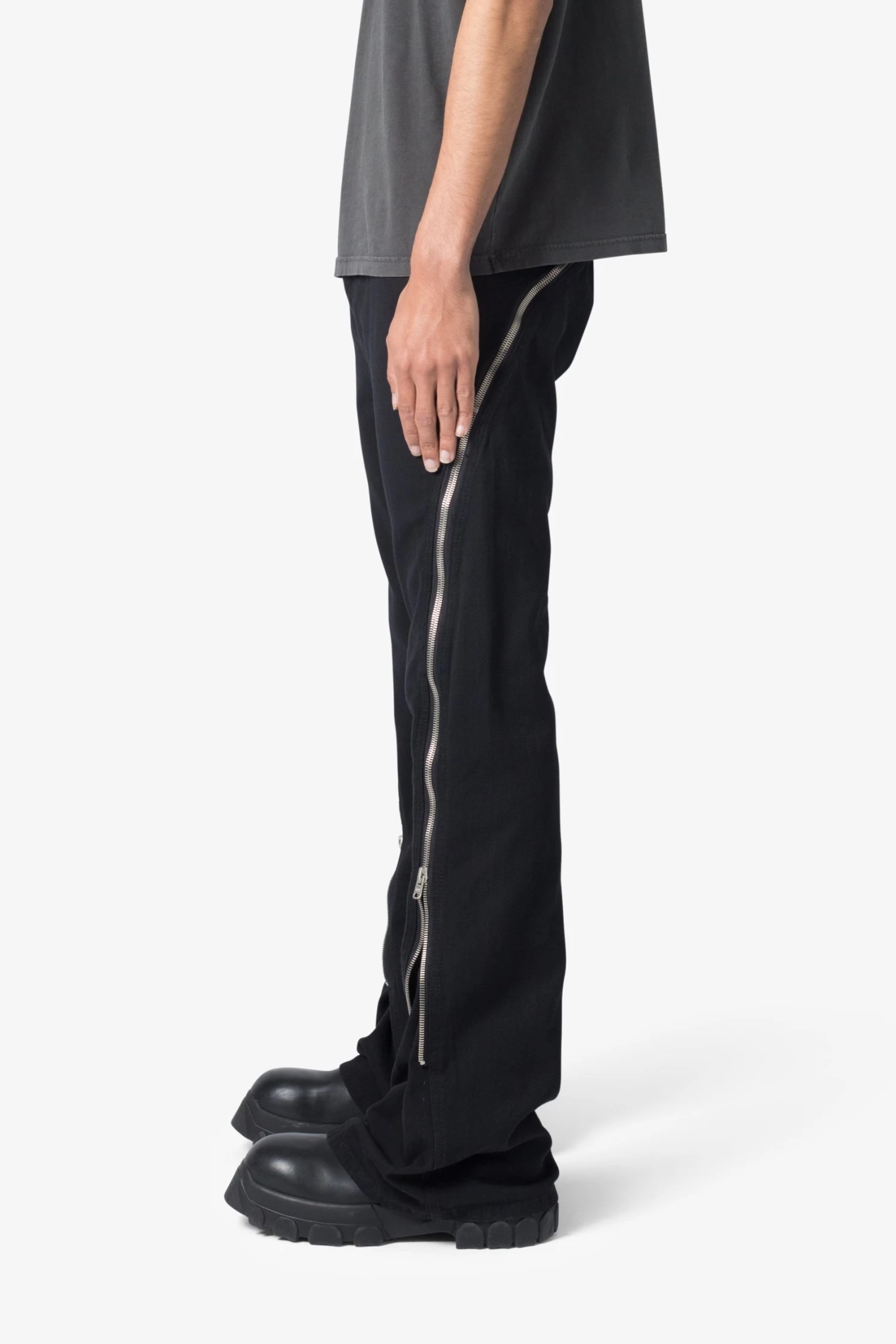 D519 Zipper Flare Denim - Black 6 D519 Zipper Flare Denim - Black - Image 4