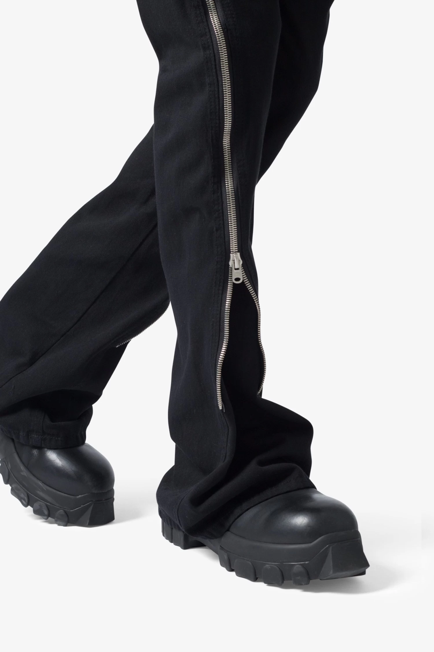 D519 Zipper Flare Denim - Black 10 D519 Zipper Flare Denim - Black - Image 8