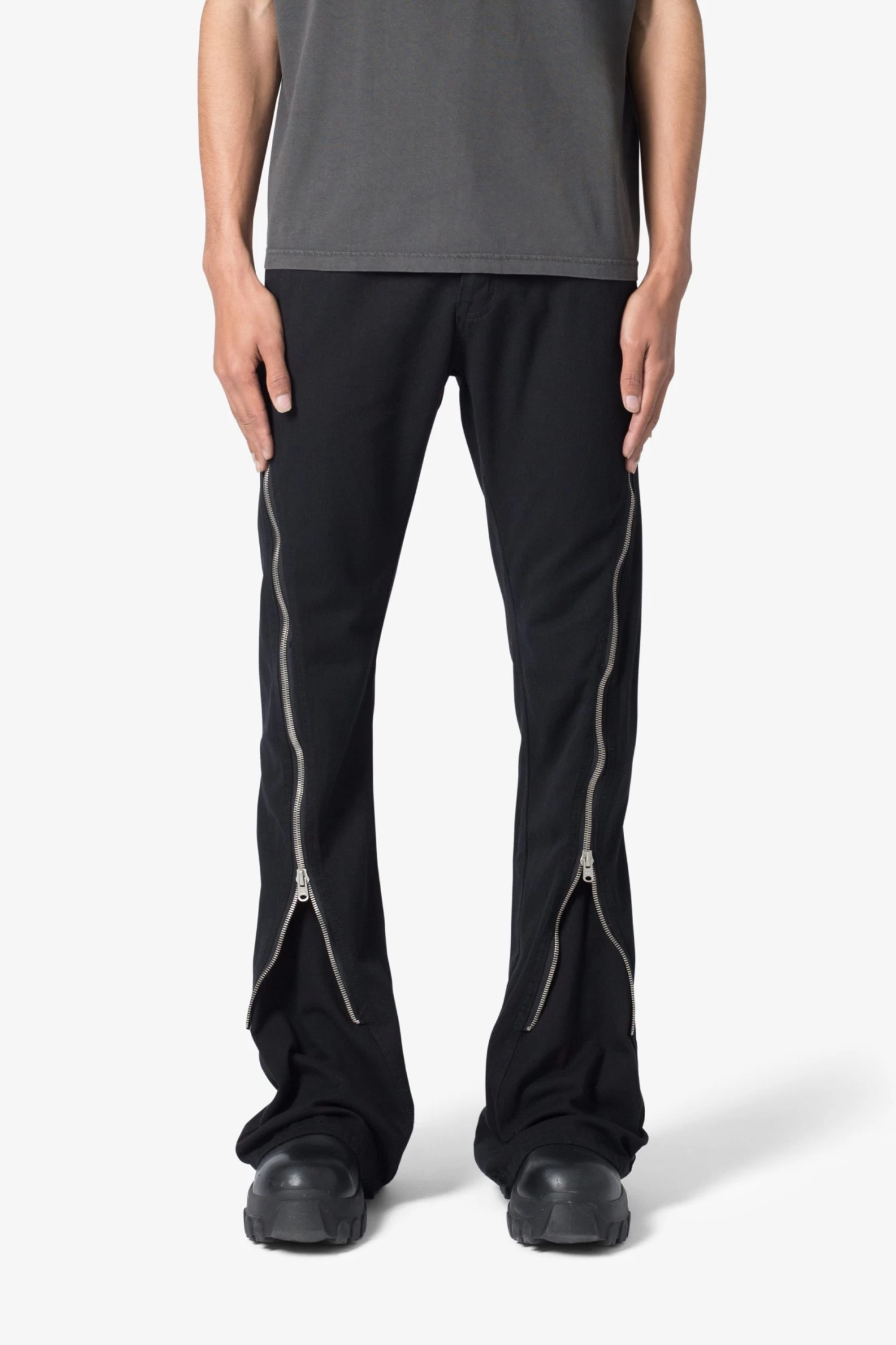 D519 Zipper Flare Denim - Black 3 D519 Zipper Flare Denim - Black