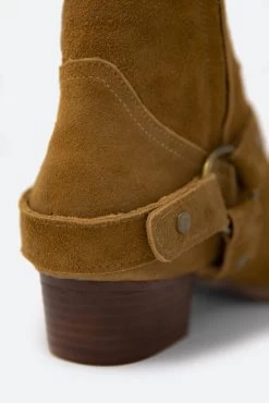 Harness Chelsea Boot - Brown 19 Harness Chelsea Boot - Brown -clothing Harness Chelsea Boot Brown 7