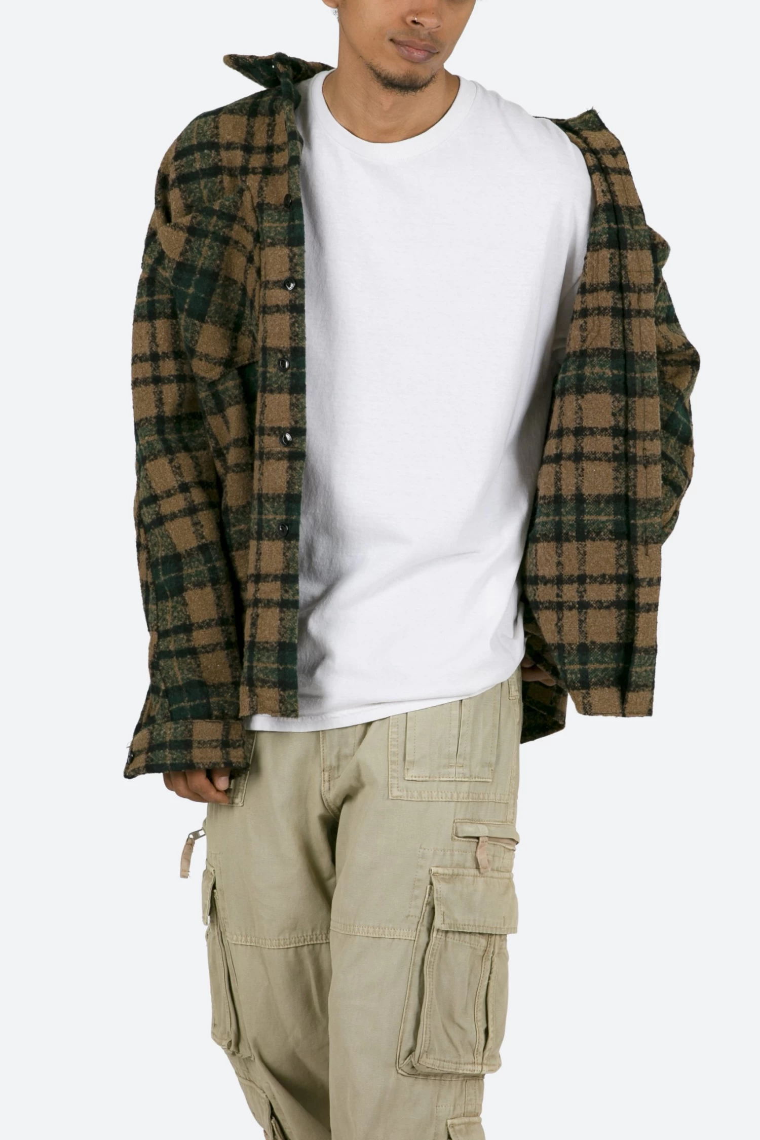 Heavyweight Woven Flannel - Green/Black 8 Heavyweight Woven Flannel - Green/Black - Image 6