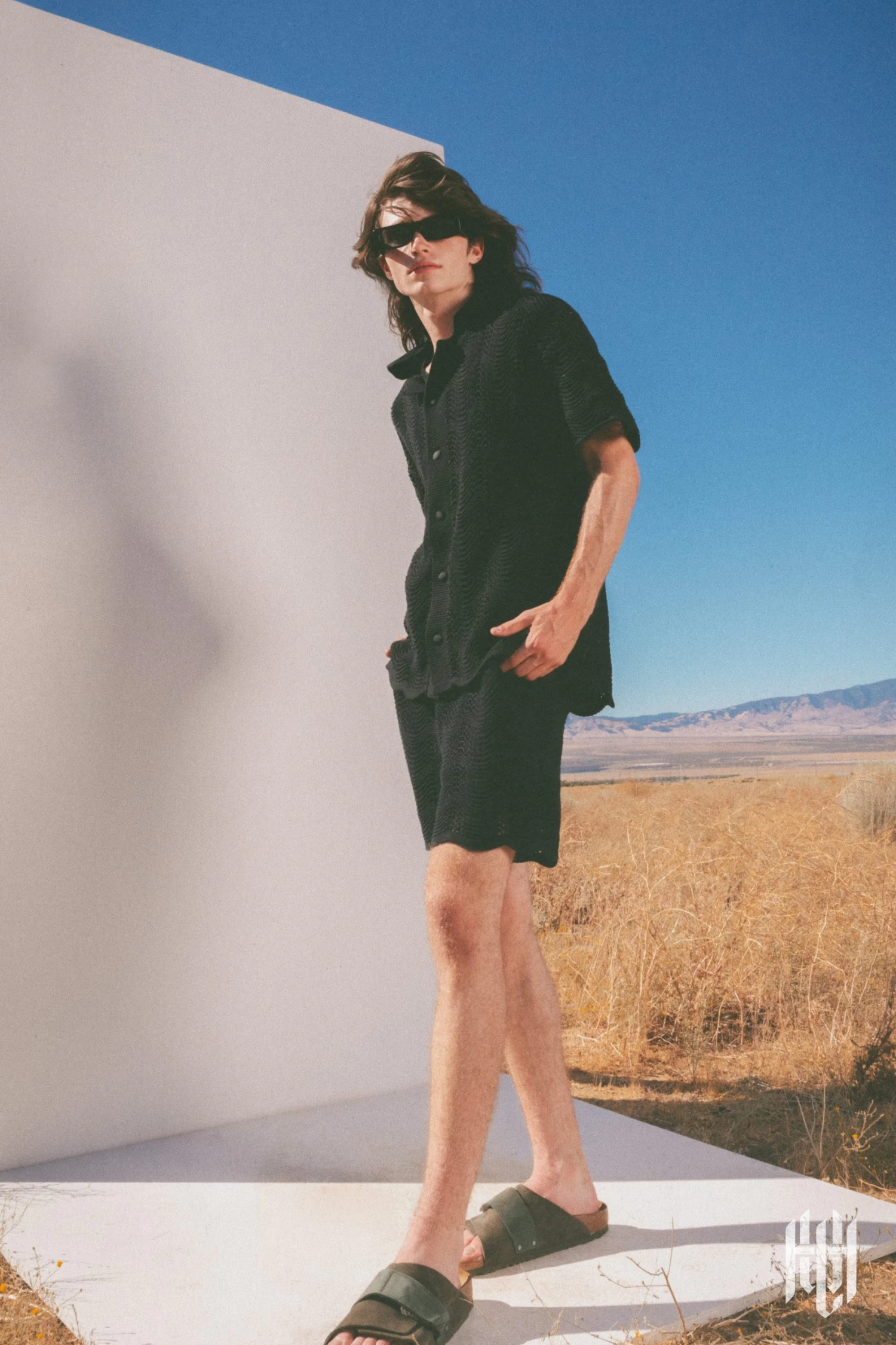 Knitted Wave Shorts - Black 4 Knitted Wave Shorts - Black - Image 2