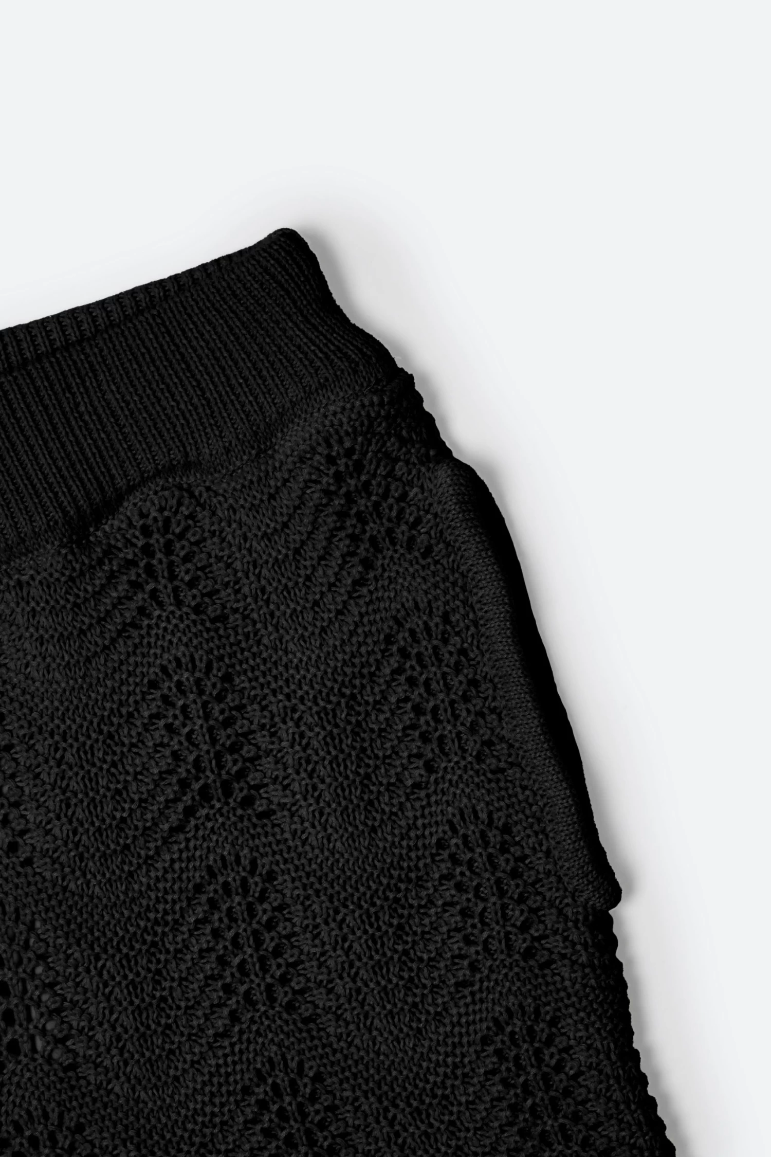 Knitted Wave Shorts - Black 7 Knitted Wave Shorts - Black - Image 5
